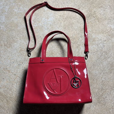 Armani Handtasche in Rot und Silber