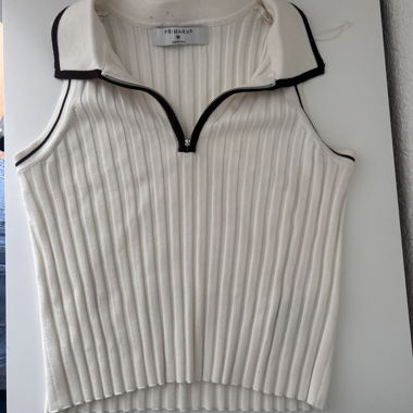 Zipped Sleeveless Top