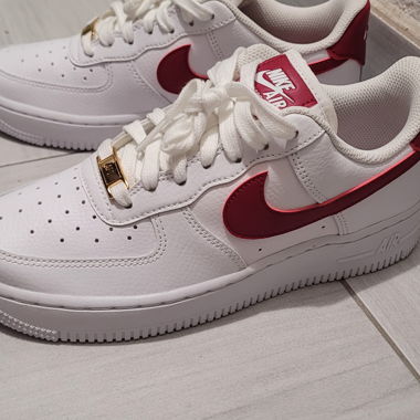 Nike airforce 1 blanche et rouge 