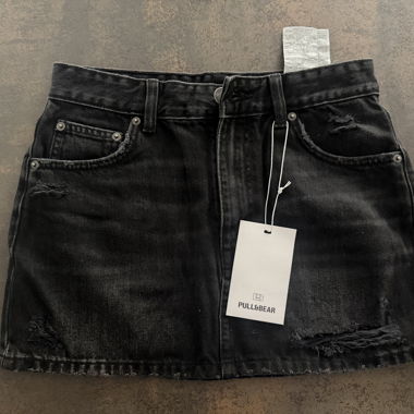 Jupe en jean noire Pull&Bear taille 34