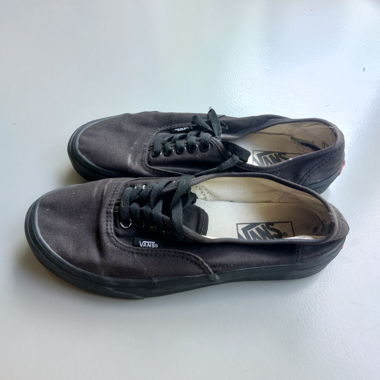Vans Sneaker aus schwarzem Canvas