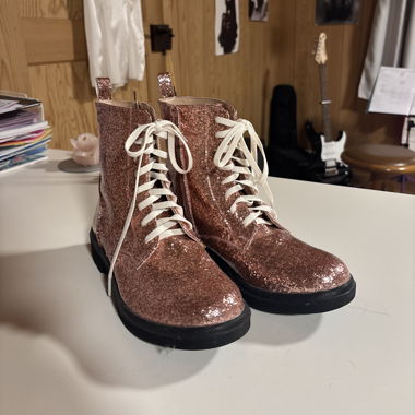 Stivaletti stringati glitter oro rosa