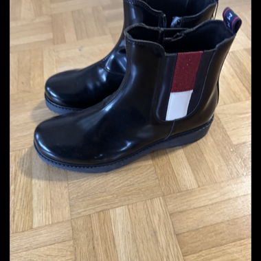 Stivaletti Chelsea Tommy Hilfiger taglia 37