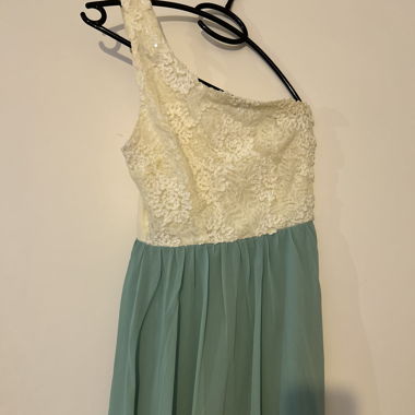 Festliches Traegerkleid