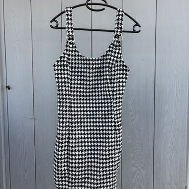 Schwarz-Weisses Hahnentritt Kleid