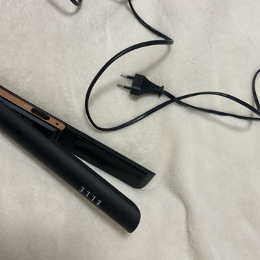 ELLE Flat Iron