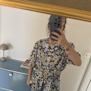 Cute retro blouse