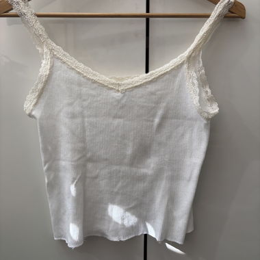 Brandy Melville weisses Spitzen-Camisole-Top