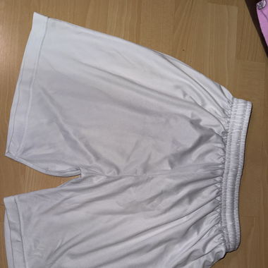 Short léger blanc 