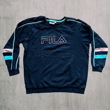 Black vintage FILA sweatshirt