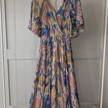 Abito maxi multicolore con balze