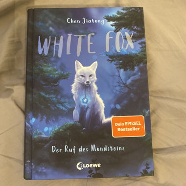 White Fox Buch