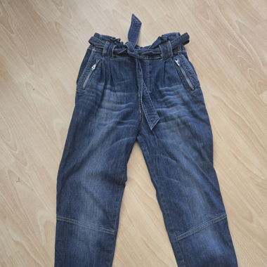 Jeans Please 