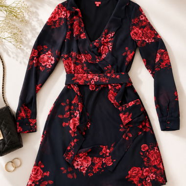 Guess schwarze Blumenkleid
