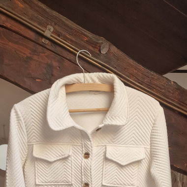Veste de printemps blanche