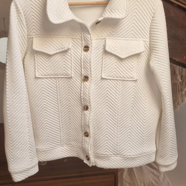 Veste de printemps blanche