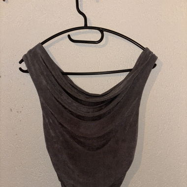 Top gris 