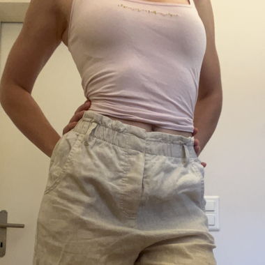 Pantaloncini di lino