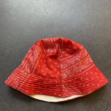 Cappello a Secchiello