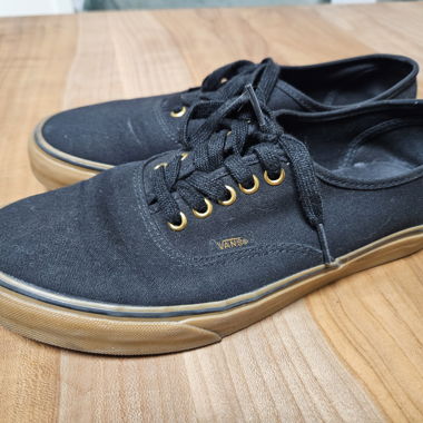 Vans Authentic Black Canvas 