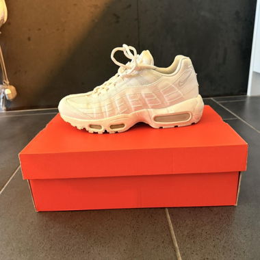 Nike Air Max 95 Triple White size 7.5