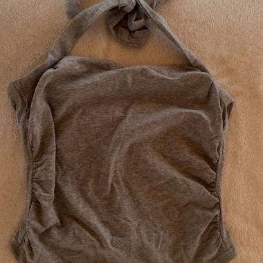 Top grigio