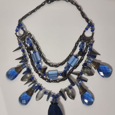 Collana statement