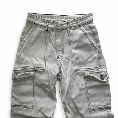 white cargo jeans