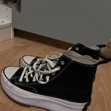 Converse hoch, schwarz