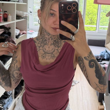 Top elegante da donna