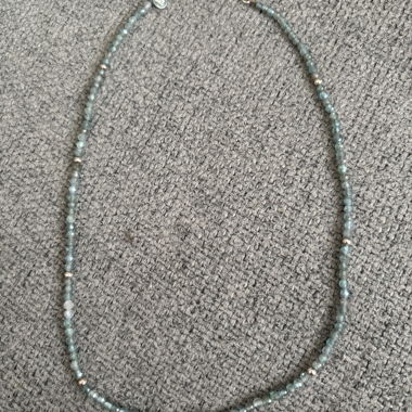 Collier en pierre précieuse fait main
