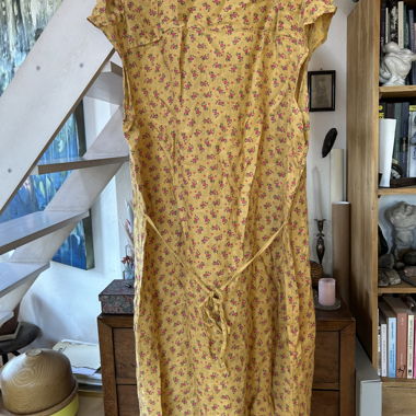 Robe fleurie jaune