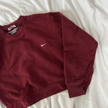 cropped nike pullover