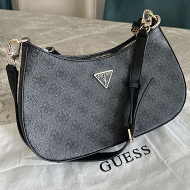 Guess Shoulder Bag