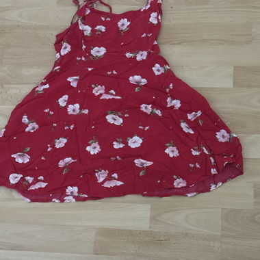 Robe Rouge à Fleurs