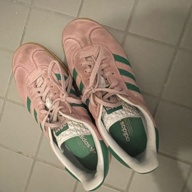 Adidas Gazelle rosa e verde
