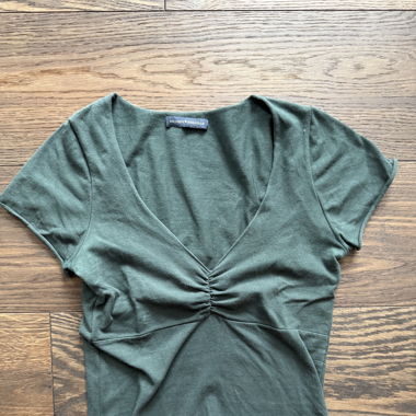 Brandy Melville crop top 