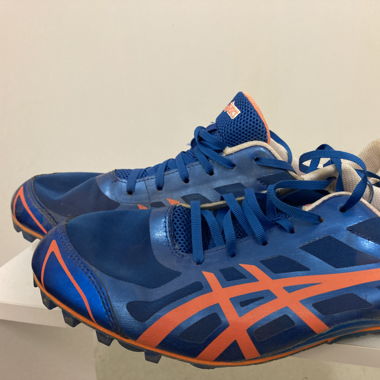 Asics Nagelschuhe (Leichtathletik)