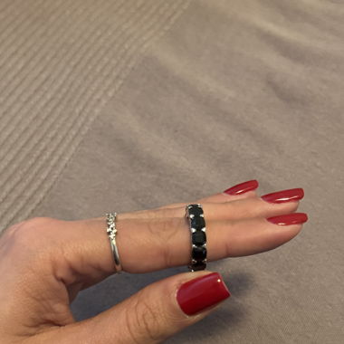 Black stone ring