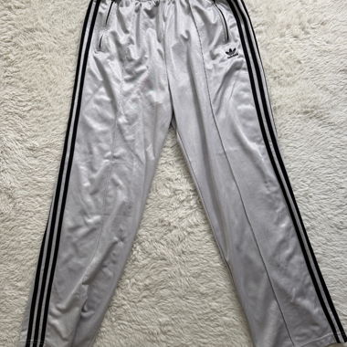 Pantaloni da training Adidas argento