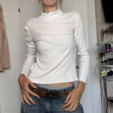 weisses Langarmshirt