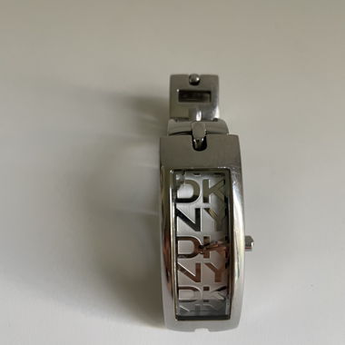 Y2K DKNY wrist watch