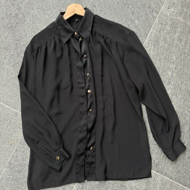 Blouse vintage avec boutons dorés