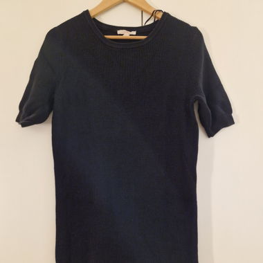 Schwarzes Strickkleid