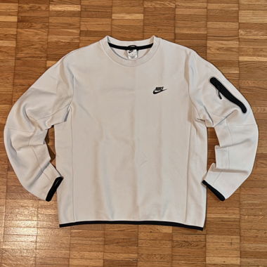 Nike tech fleece pullover