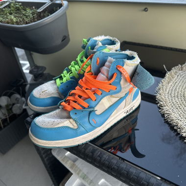 Jordan 1 OFF-WHITE UNC