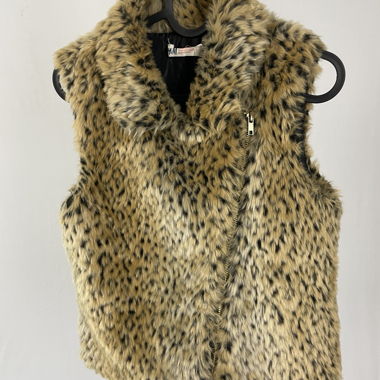 leopard gilet