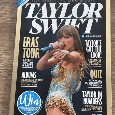 Taylor Swift Unofficial Magazine 