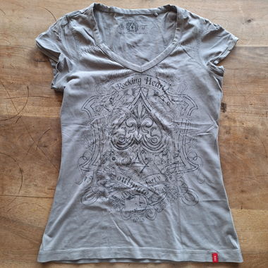 shirt