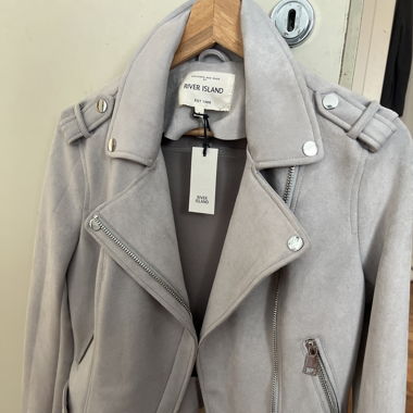 graue Jacke